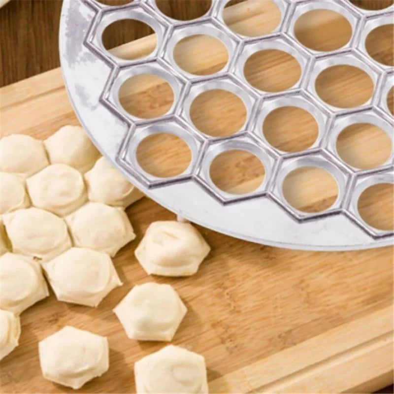 37-Hole Metal Dumpling Mould – DIY Ravioli & Dumpling Press